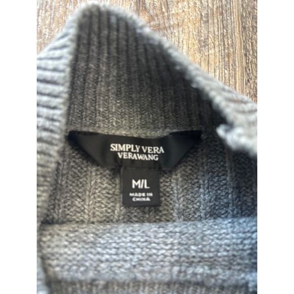 Simply Vera Wang Gray Cable Knit Poncho Size M/L - Picture 4 of 5